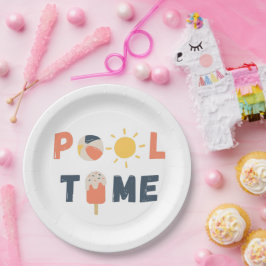 プール時間。パーティープレートと備品 ペーパープレート