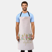 ヘアサロンヘアスタイリストの名前シックなタイポグラフィロゴ エプロン (着用した状態)