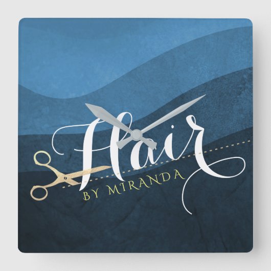 ヘアサロンヘアスタイリストモダンブルー&金ゴールドはさみ スクエア壁時計 (正面)