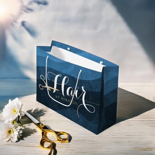 ヘアサロンヘアスタイリストモダンブルー&金ゴールドはさみ ラージペーパーバッグ