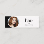 ヘアスタイリストのモノクロ写真QR スキニー名刺 (正面)