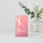 ヘアスタイリスト化粧サロンモダンピンク金ゴールド鋏 名刺 (スタンド正面)