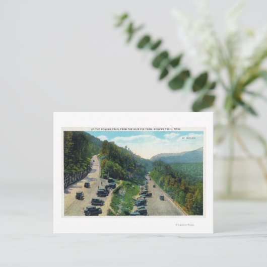 ヘアピンターンから歩道を上に駐車 ポストカード (スタンド正面)