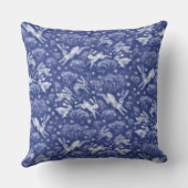 ヘアーズスノーフィールドホワイトウサギ冬のパターンブルー クッション (裏面)