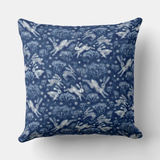 ヘアーズスノーフィールドホワイトウサギ冬動物海軍 クッション (裏面)