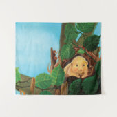 ヘイゼル食べヤマネのヘーゼルナッツ タペストリー (正面(横))