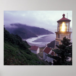 ヘケタのオレゴン州沿岸の霧の多い日 ポスター