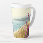 ヘザーの抱擁 – 海 カフェラテマグ (右アングル)