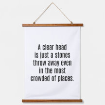 ヘッドウ澄んィードの上に壁のタペストリー