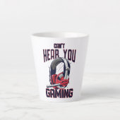 ヘッドセット付きゲームデザイン カフェラテマグ (正面)