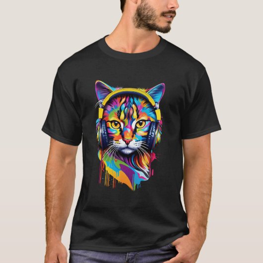 ヘッドフォンで猫を飼う Tシャツ (正面)