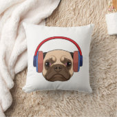 ヘッドフォンで音楽を楽しむ犬 クッション (ブランケット)