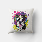 ヘッドホクールン付きドッグポップ・アートのアートデザイン クッション (裏面)