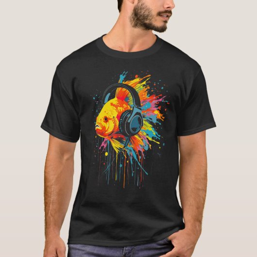 ヘッドホンを付けた魚 Tシャツ (正面)