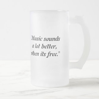 ヘッドホーンはパッチの骨の破線を…注目します フロストグラスビールジョッキ