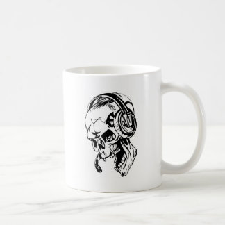ヘッドホーンを使用してスカル コーヒーマグカップ