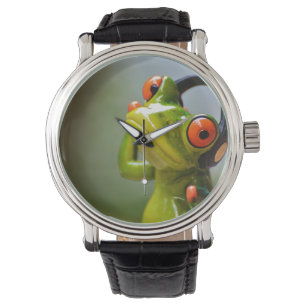 ヘッドホーンを持つFrog氏 腕時計
