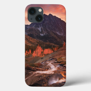 ヘッドライトの洗面器の10月ライト iPhone 13ケース