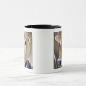 ヘッドロックの頭部を持つジャージーの乳牛 マグカップ (中央)