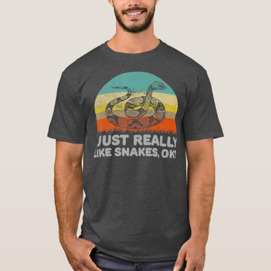 ヘビおもしろいが好き Tシャツ (正面)