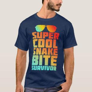 ヘビおもしろい咬傷を克服した人々が冗談好きに Tシャツ