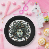 ヘビだらけの緑の眺めメドゥサ ペーパープレート (パーティー)