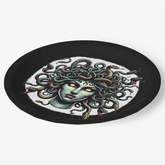 ヘビだらけの緑の眺めメドゥサ ペーパープレート (アングル)