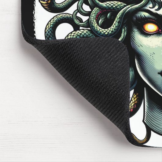 ヘビだらけの緑の眺めメドゥサ マウスパッド (コーナー)