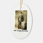 ヘビのハンター(ヴィンテージの写真のスネークスキン) セラミックオーナメント (左)