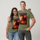 「ヘビの抱擁 – ダイナミックなヘビの入れ墨」 Tシャツ (ユニセックス)