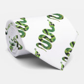 ヘビの黒いおよび緑のプリントのシルエット ネクタイ (ロール)