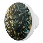 ヘビ死の頭を見詰めるメドゥサ セラミックノブ (右)