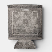 ヘメット迷路ストーンサンダー_コーブ 缶クーラー (裏面)