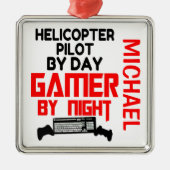 ヘリコプターパイロット遊がビデオゲームを愛 メタルオーナメント (正面)