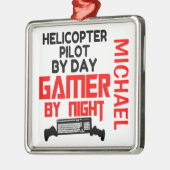 ヘリコプターパイロット遊がビデオゲームを愛 メタルオーナメント (左)