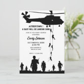ヘリコプター陸軍兵士の赤ちゃんシャワー 招待状 (スタンド正面)