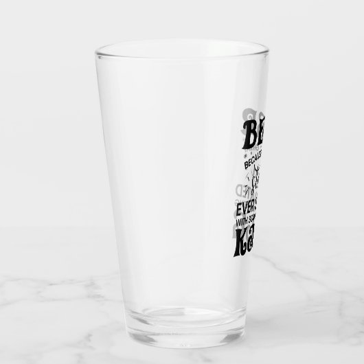 ヘルシーおもしろいなビールと緑のケールのユーモア タンブラーグラス (右)