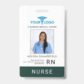 ヘルスケア会社ロゴスタッフ従業員の写真ID バッジ (正面)