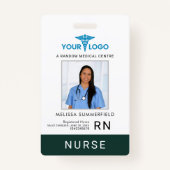 ヘルスケア会社ロゴスタッフ従業員の写真ID バッジ (正面)