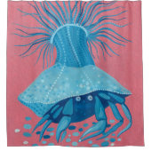 ヘルミットカニ、水中沿岸、動物ピンクBlu シャワーカーテン (正面)