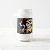 ヘルメットが付いている空輸か海洋の落下傘兵のスカル ビールジョッキ (正面左)