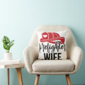 ヘルメットを持つ消防士の妻[16] クッション (椅子)