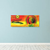 ヘルメットサーモン缶ラベル付け， AK キャンバスプリント (インサイチュ (ウッドフロア))