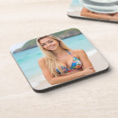 ヘレナのトロピカルエスケープ：ビーチサイドブリスプラスチック コースター (左側)