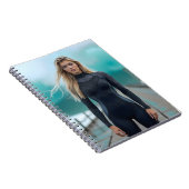 ヘレナ・チェバリエとライジングウェーブ ノートブック (右側)