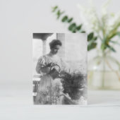 ヘレンケラーウォーターリングプラントポートレート ポストカード (スタンド正面)