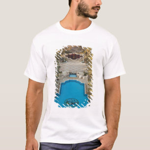 ヘロデス・パレス・ホテルのプールの高台からの景色 Tシャツ