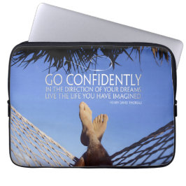 ヘンリーダビッドソロー感動的引用文自信 ラップトップスリーブ