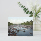 ヘンリーレガッタc.1895 ポストカード (スタンド正面)