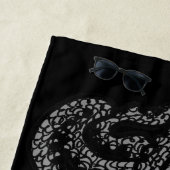 ヘンリー幸せなタコのビーチタオル(黒) ビーチタオル (インサイチュ)